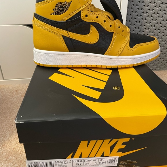 Jordan 1 Pollen - Picture 2 of 2